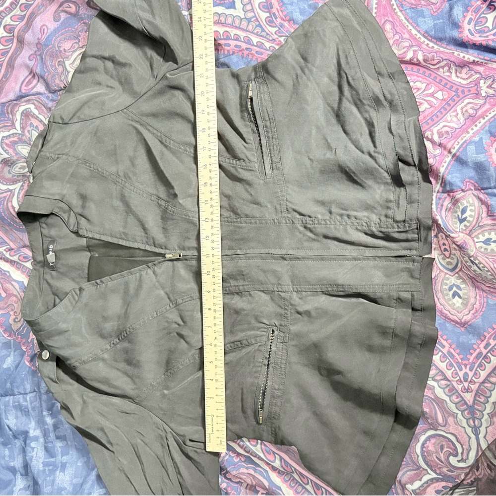 Torrid Black Long Sleeve Zip Up Peplum Moto Jacket Plus Size 1X - Picture 7 of 8